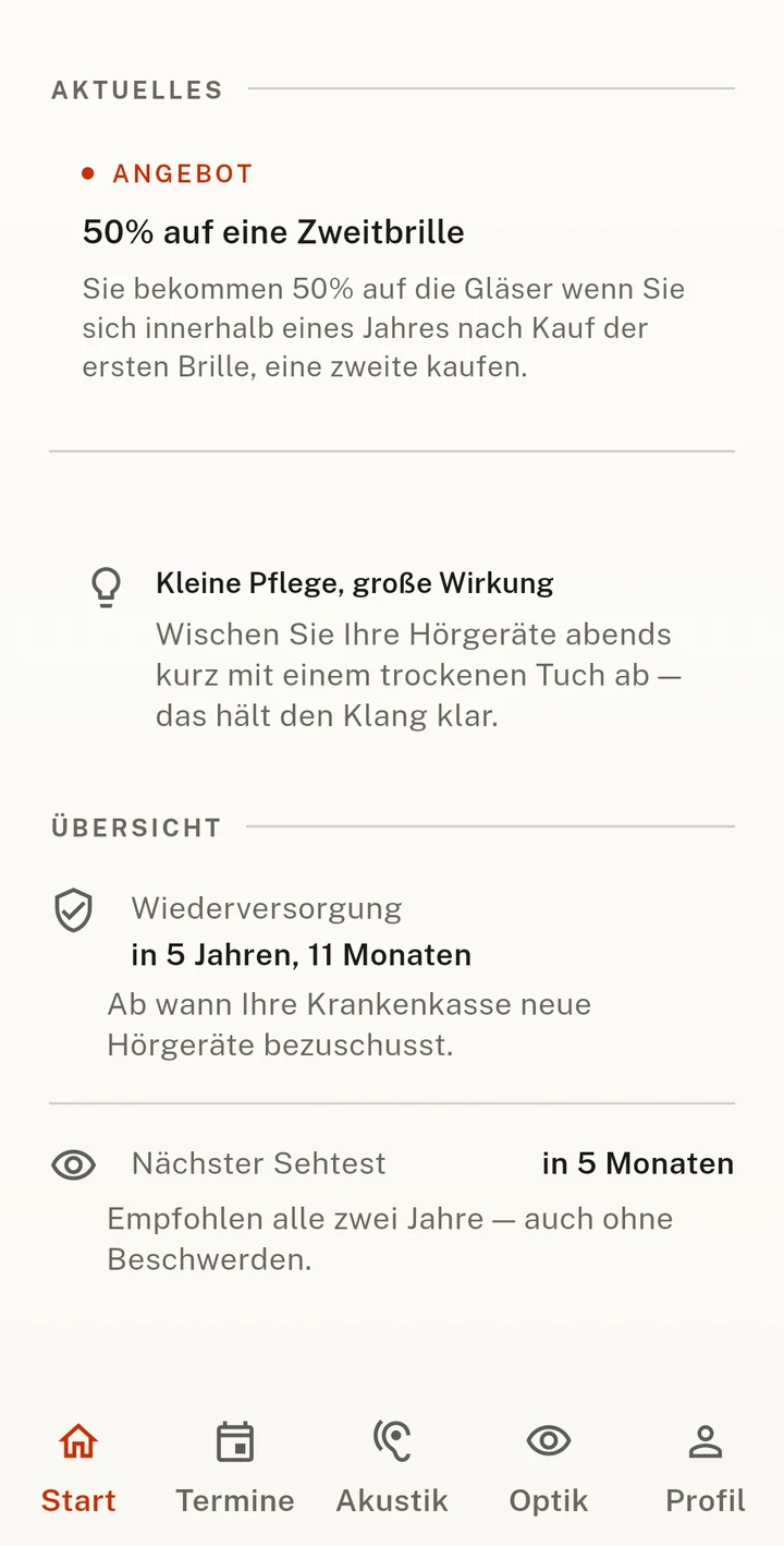 Startseite der App: ein Angebot, ein Pflegetipp und die Übersicht mit Wiederversorgung und nächstem Sehtest
